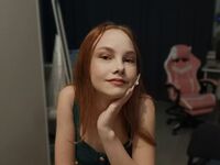 cam girl fingering pussy ElgaFarr