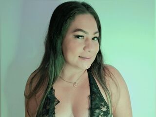 girl showing tits ElifMillers