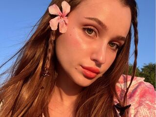 adult cam ElisaHeathe