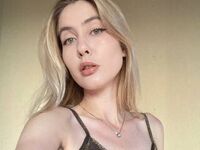 topless webcamgirl ElizaGoth