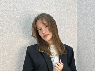 cambabe ElletteHewlett