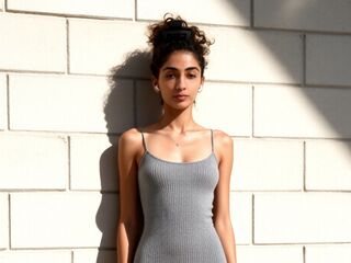 camgirl playing with sextoy EllieTaulbee