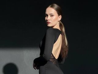 cam girl livecam EmilyGiffin