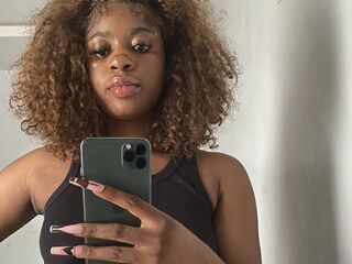 masturbating webcam girl EnoyElla