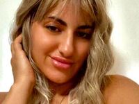 naked girl with webcam fingering pussy EriaBelle