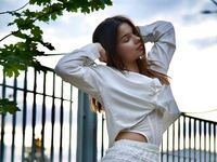 adult webcam chat room GraceHeitger
