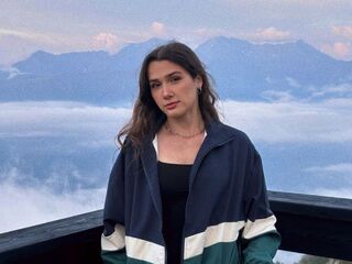 naughty chat HallieHaines