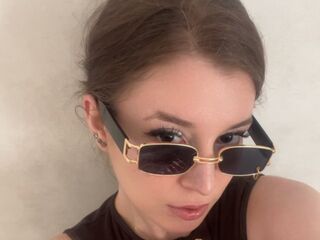 free nude live show HeleneBrutger