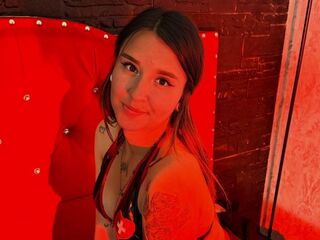 live cam show IzaNoire