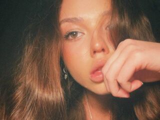 adult webcam chat room JanyceCruden