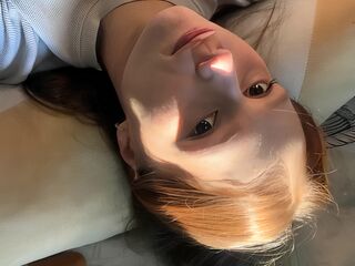 closeup webcam JeneLampiasi