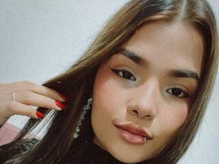 camslut topless JennyJhonsonn