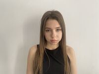 camgirl fingering bald pussy JessFreemen