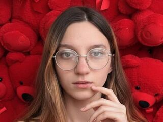 fingering girl chatroom JoeannWene