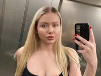 cam girl chat room JuliaRupert
