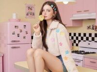 naked girl with webcam masturbating JulianeKniffen