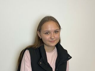 camgirl spreading pussy JulianeWadley