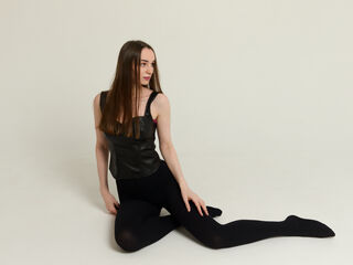 camgirl porn cam JuneSommers