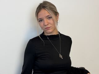 fingering cam girl picture KeiraTullier
