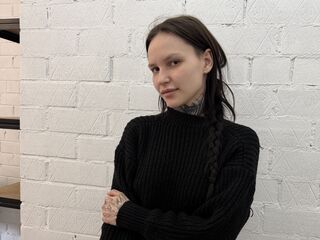 topless girl KeniaTucholski