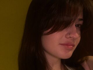 naked webcamgirl KiliMinoa