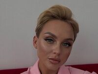 camgirl fingering wet pussy LanaDeFill