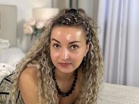 webcam babe chatroom LarQueen