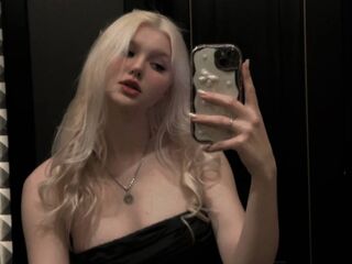 sex webcam chatroom LashayBernon