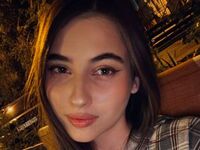 hot strip tease webcam LeiaFrost