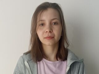 shaved pussy webcam LindaParkins