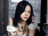 live webcam model LollaBerry