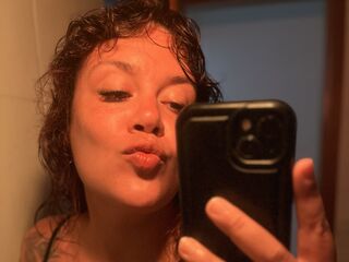 camwhore nude LollaRodrigues