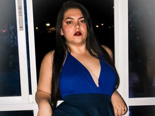 beautiful webcamgirl Loureen