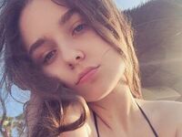 adult cam show LuanaContratto