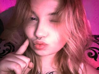 web cam show LucileSharples