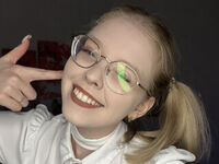 jasmin sexshow picture LynnaCarrington