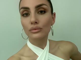 chat with cam MargotDeVille