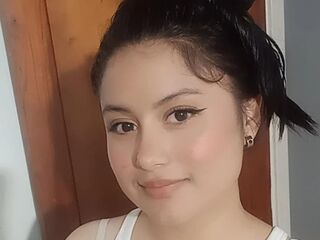 naughty cam girl fingering pussy MarinaMax