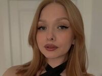 naked camgirl MaryLeens