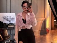 naked girl with webcam fingering pussy MayRenz
