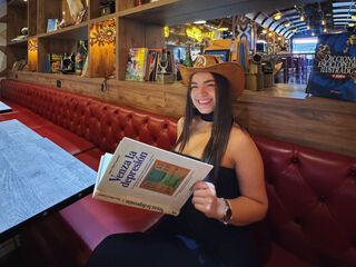 naughty web cam MelanyCol