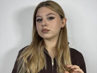 extreme cam MercedesVaught