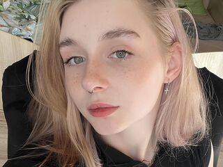 camslut webcam video MiaMerek