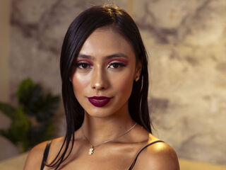 topless camgirl MiaRozzi