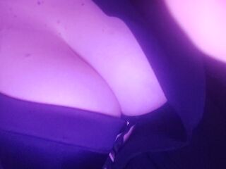 hot striptease web cam MiaSean