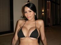 live sex cam photo MiasBody