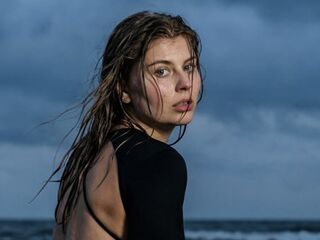 naked camgirl gallery MilaOlivers