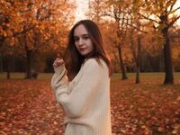 fingering camgirl MillisaTravel