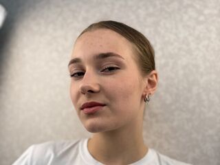 nude cam girl pic MinnaMelugin