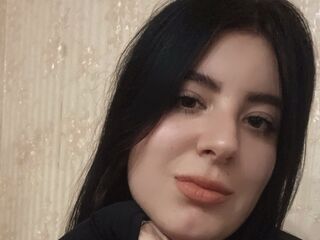 naked girl with webcam masturbating with sextoy MiraCastellon